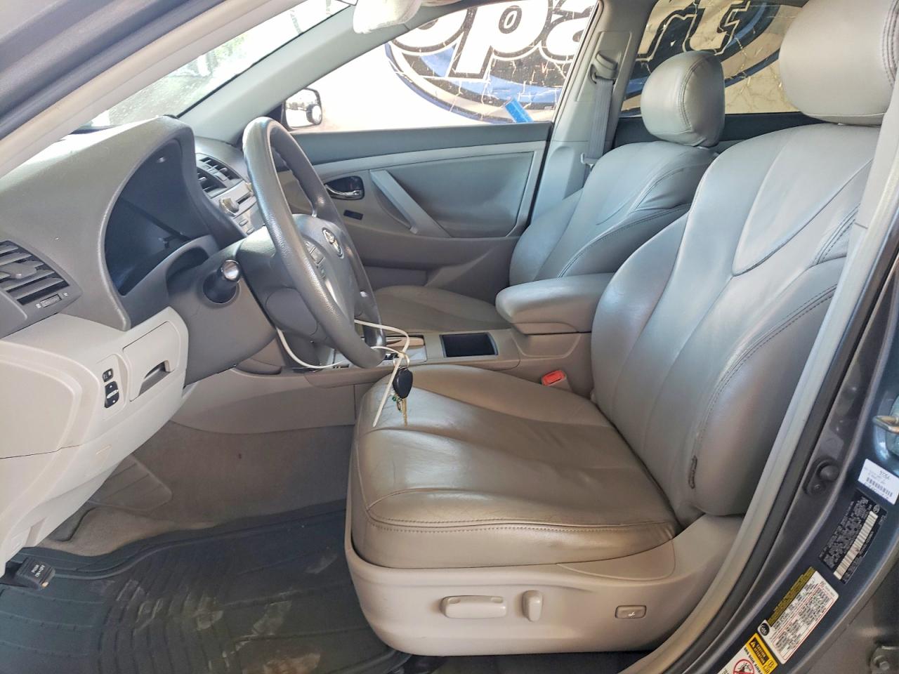 2007 TOYOTA CAMRY LE photo 13