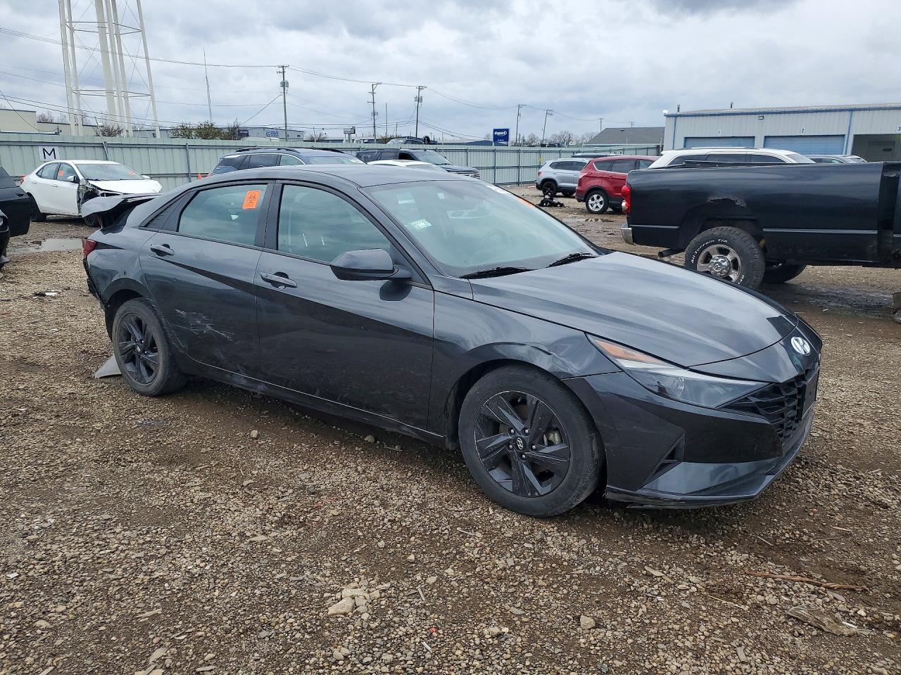 2023 HYUNDAI ELANTRA SEL photo 7