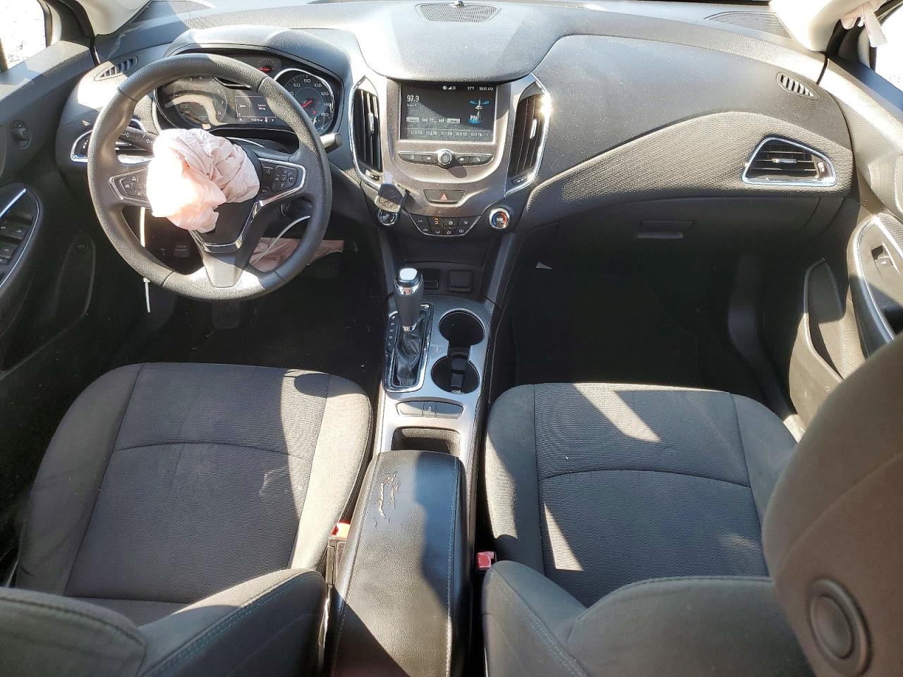 2017 CHEVROLET CRUZE LT photo 15