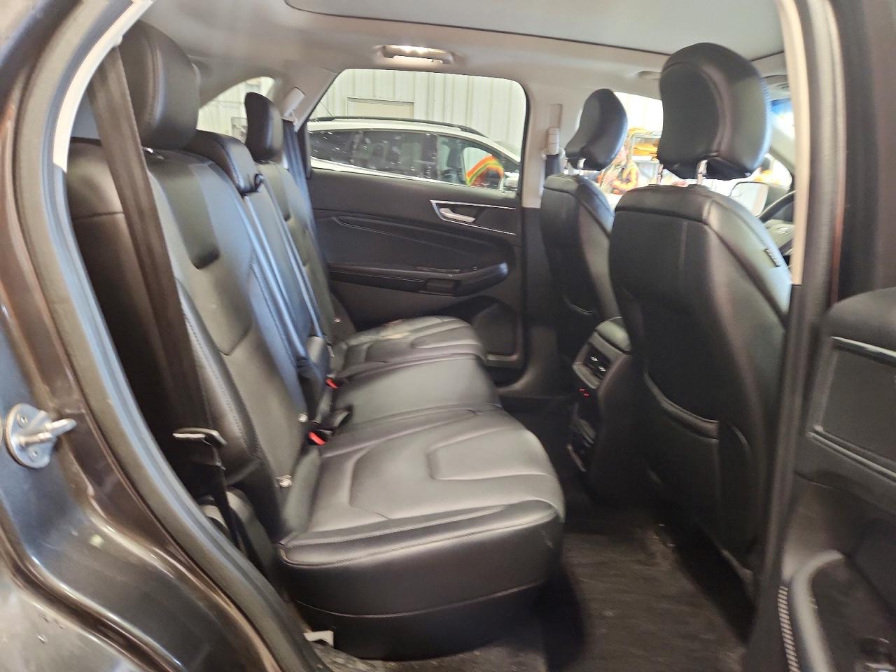 2018 FORD EDGE TITANIUM photo 31