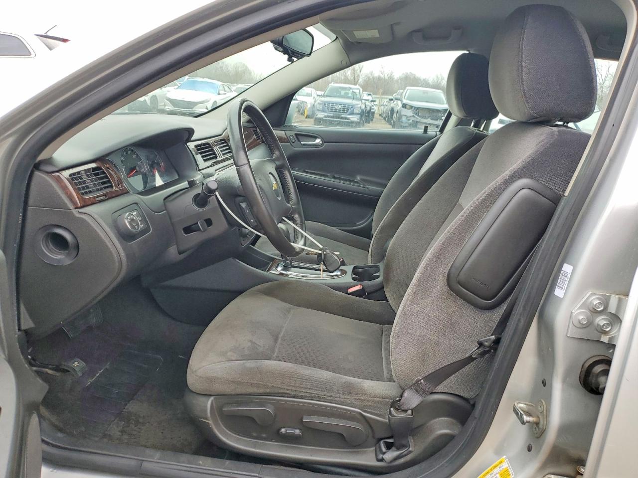 2013 CHEVROLET IMPALA LT photo 7