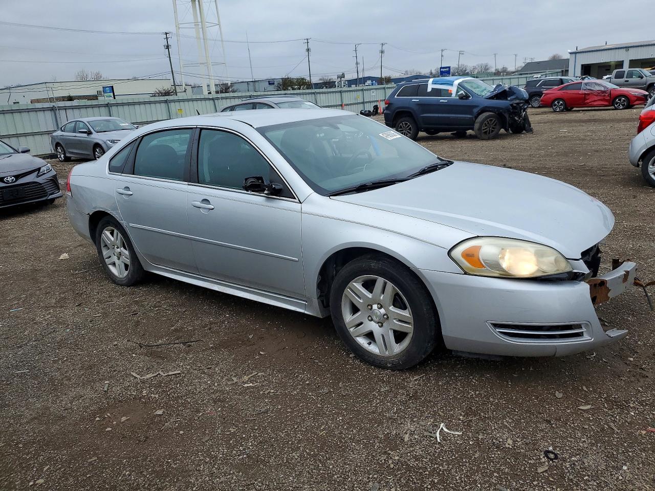 2013 CHEVROLET IMPALA LT photo 4