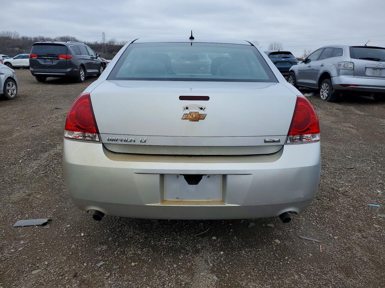 2013 CHEVROLET IMPALA LT photo 6