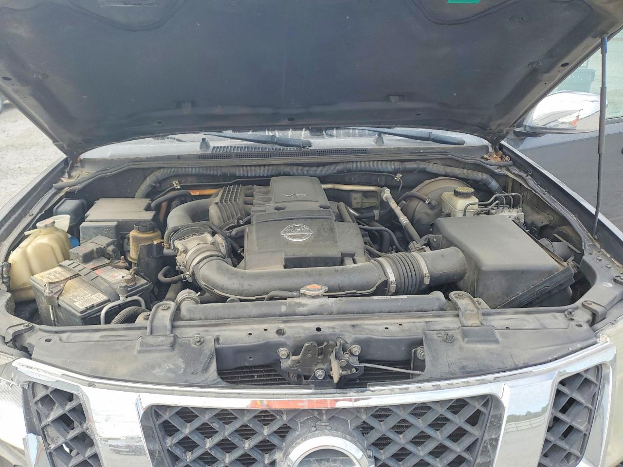 2011 NISSAN PATHFINDER S photo 34