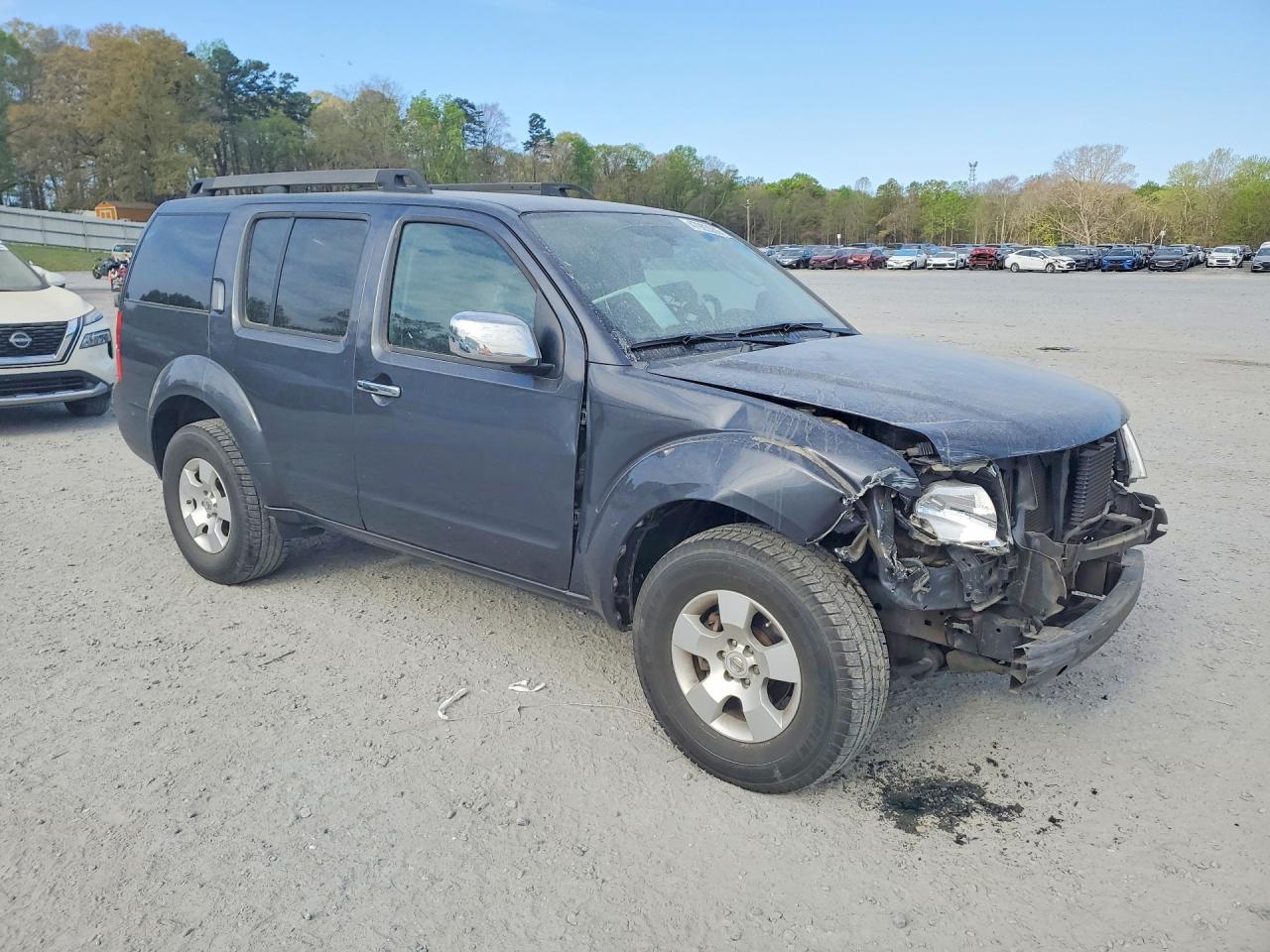 2011 NISSAN PATHFINDER S photo 10