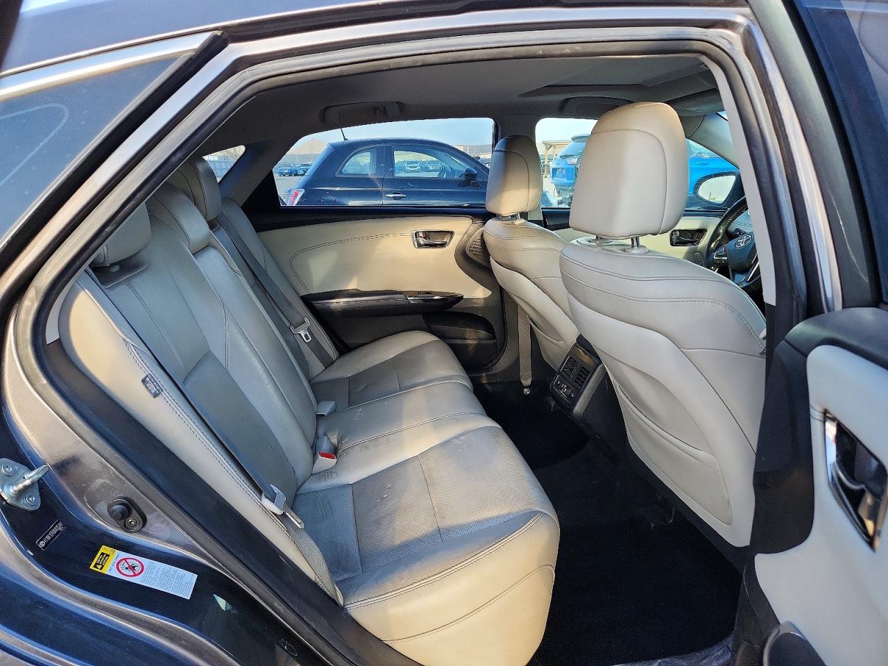 2013 TOYOTA AVALON LIMITED photo 10