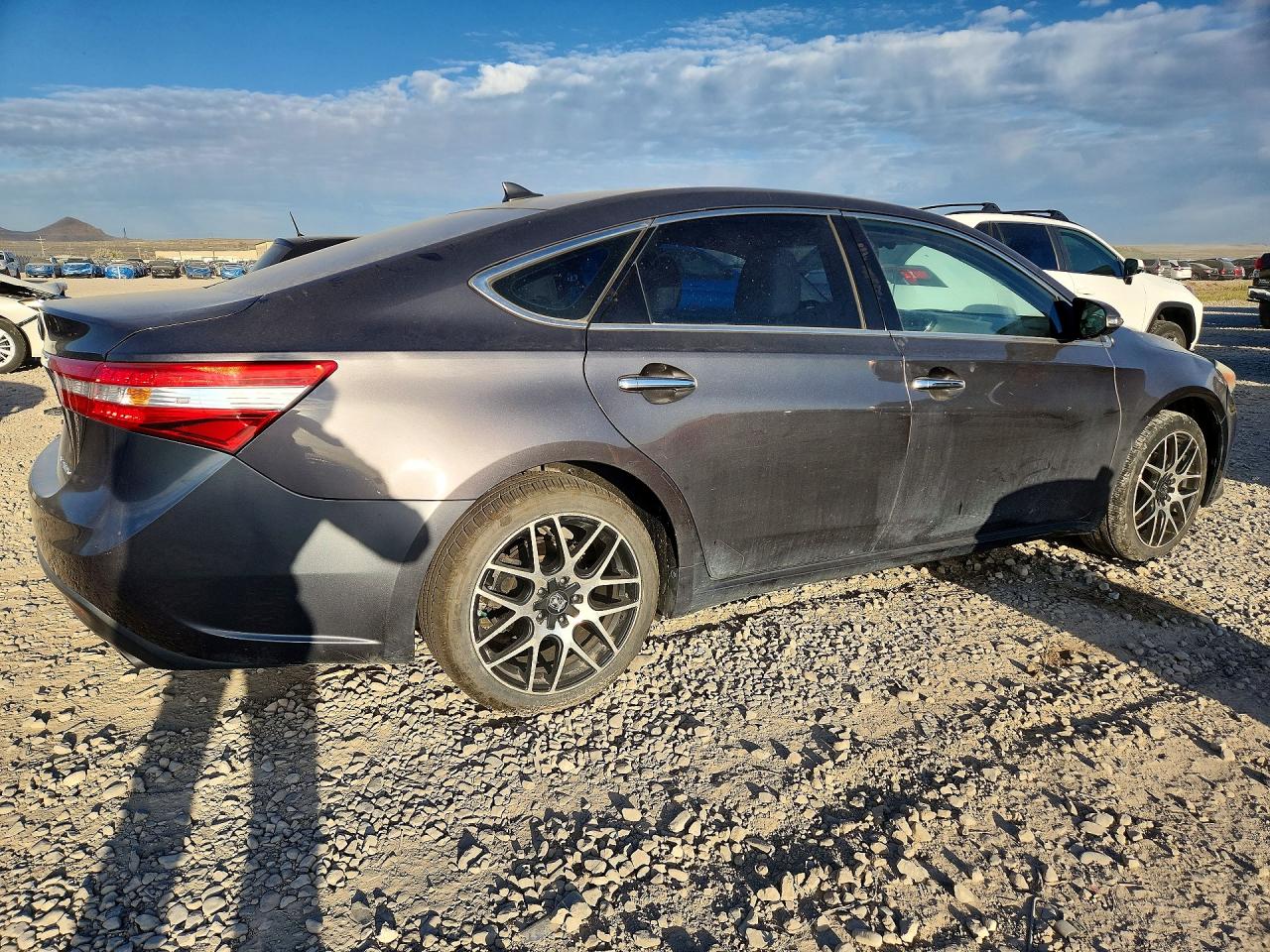 2013 TOYOTA AVALON LIMITED photo 3