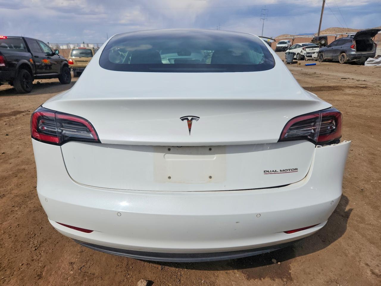 2018 TESLA MODEL 3 photo 11