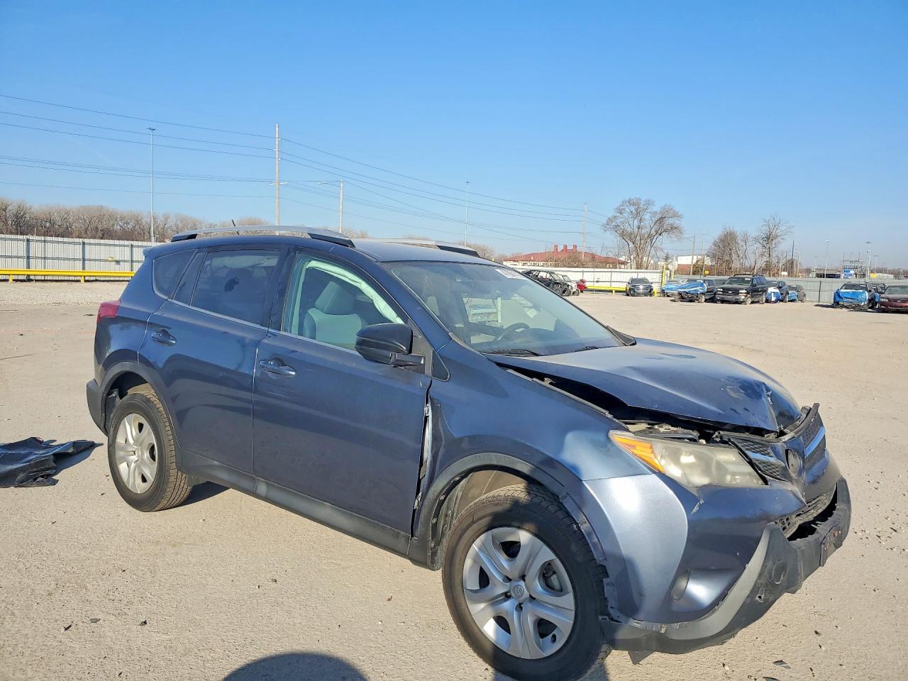 2014 TOYOTA RAV4 LE photo 7