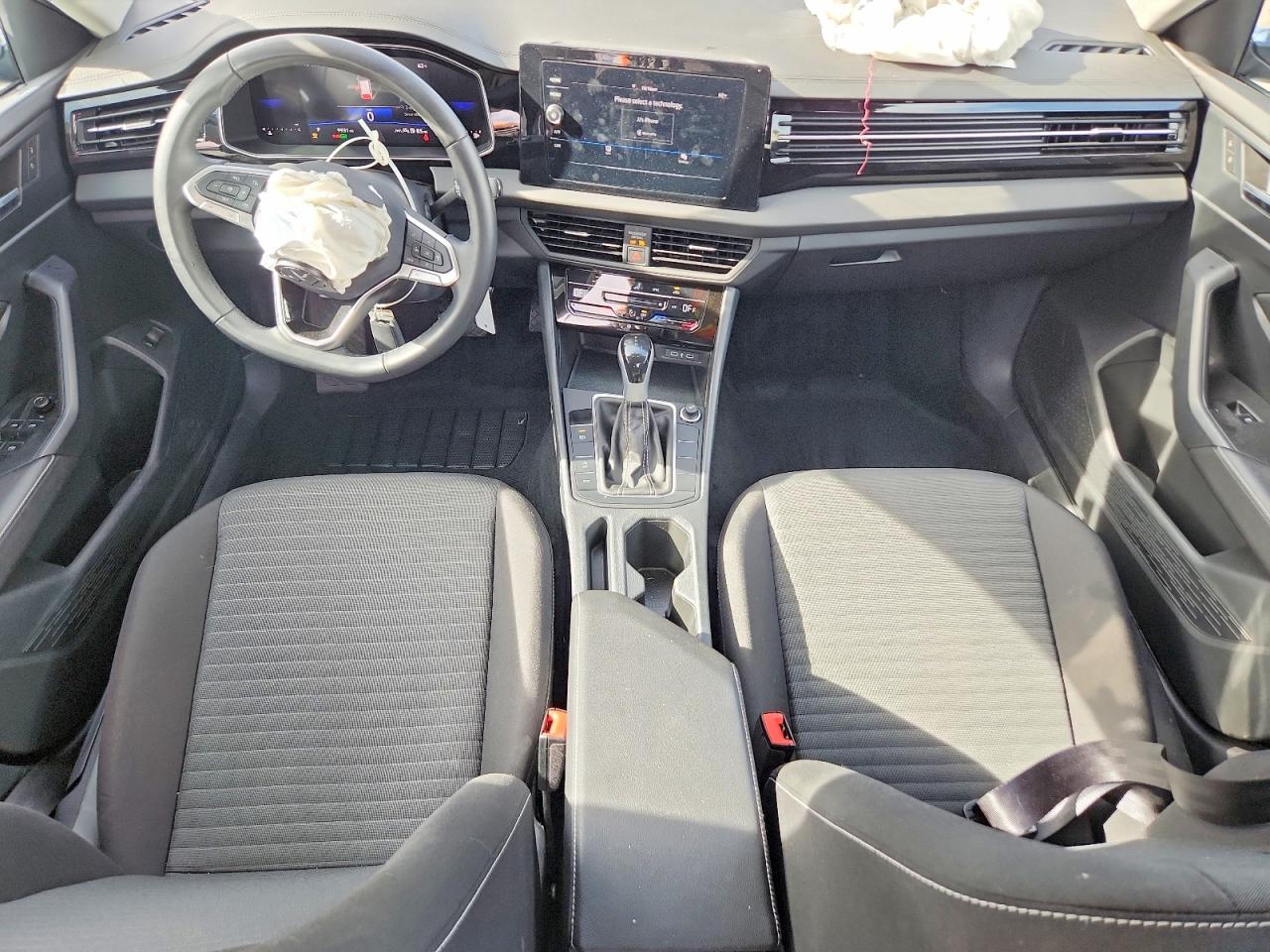 2025 VOLKSWAGEN JETTA S photo 8