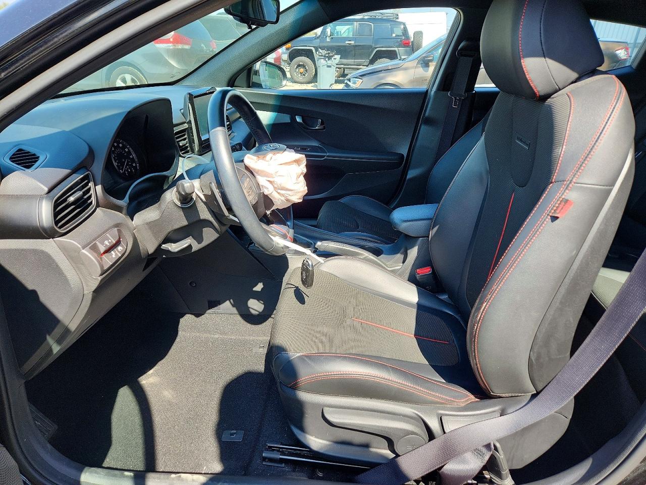 2020 HYUNDAI VELOSTER 2.0L PREMIUM photo 13