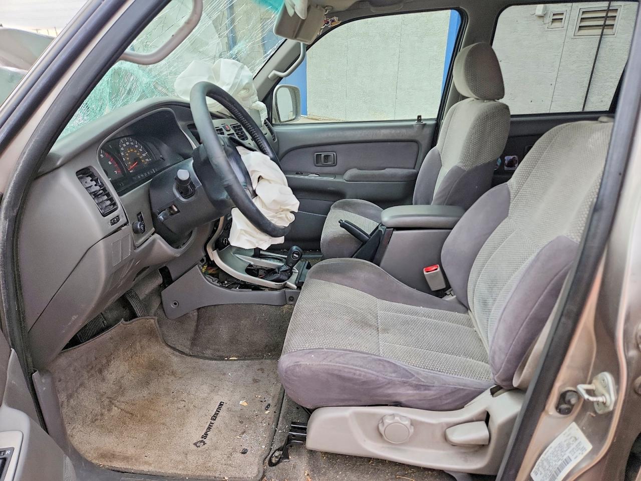 2002 TOYOTA 4RUNNER SR5 photo 7
