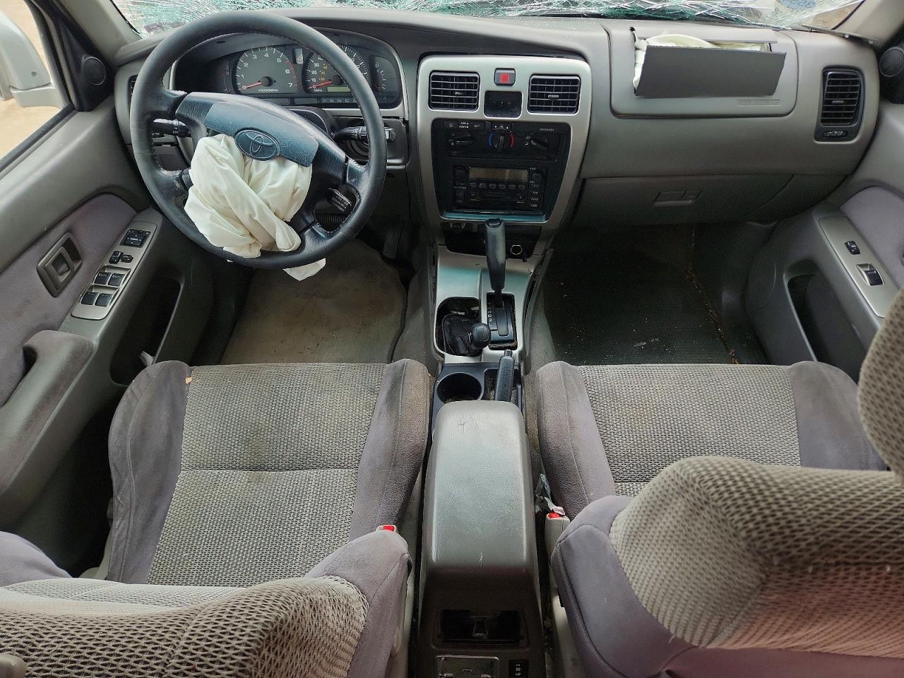 2002 TOYOTA 4RUNNER SR5 photo 8