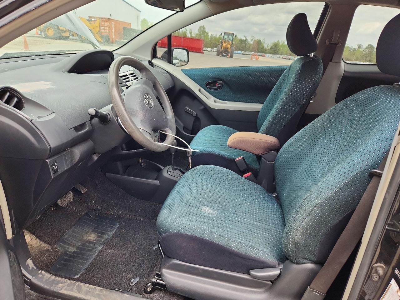 2007 TOYOTA YARIS BASE photo 19