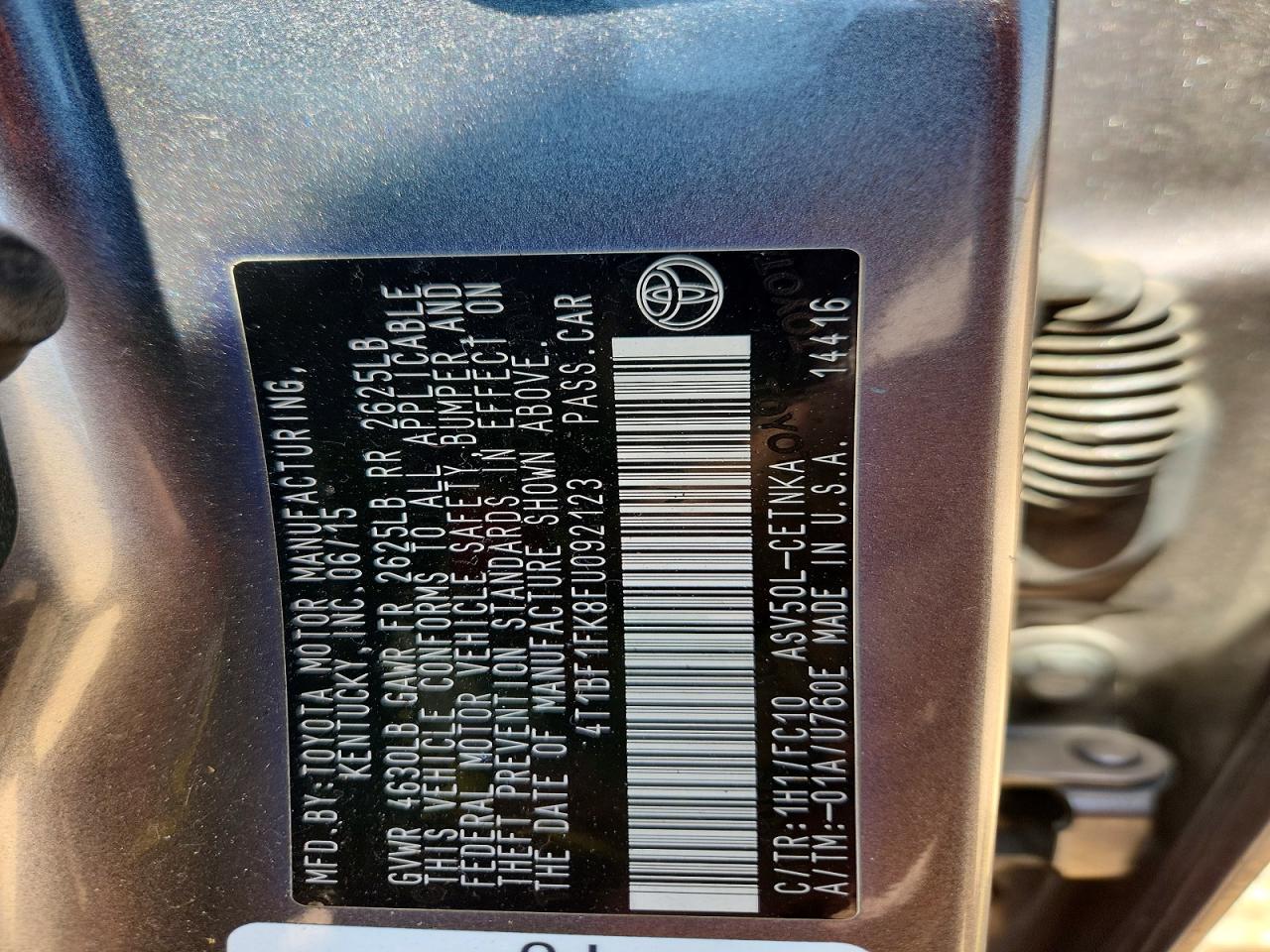 2015 TOYOTA CAMRY LE photo 37