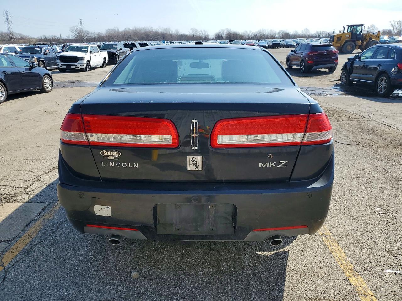 2011 LINCOLN MKZ photo 11