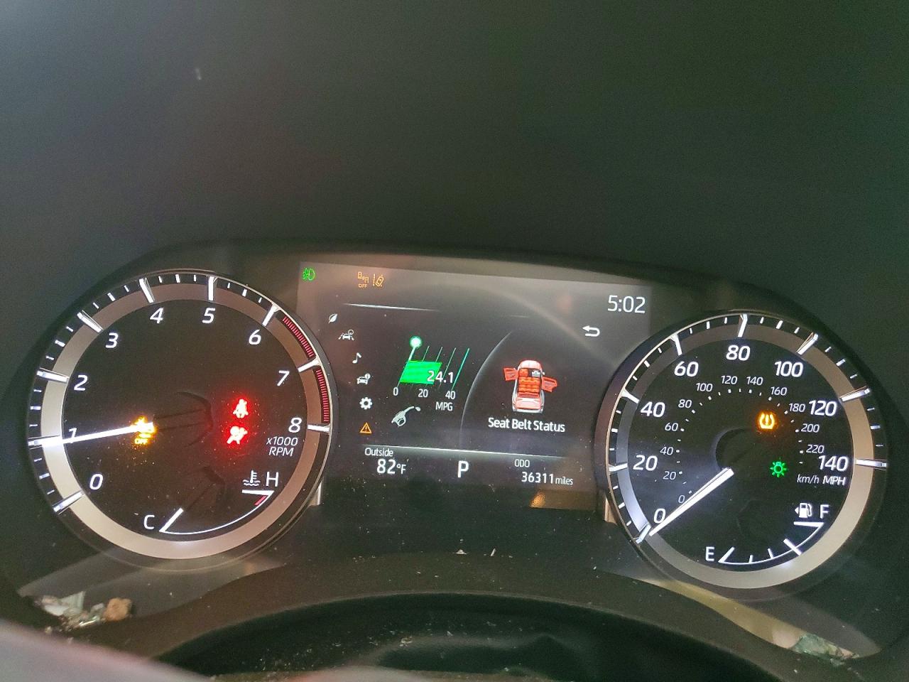2023 TOYOTA HIGHLANDER XLE photo 9
