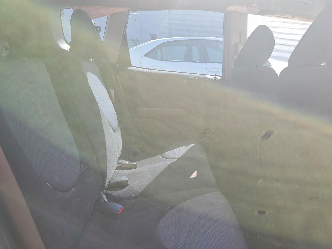 2008 HONDA FIT photo 19