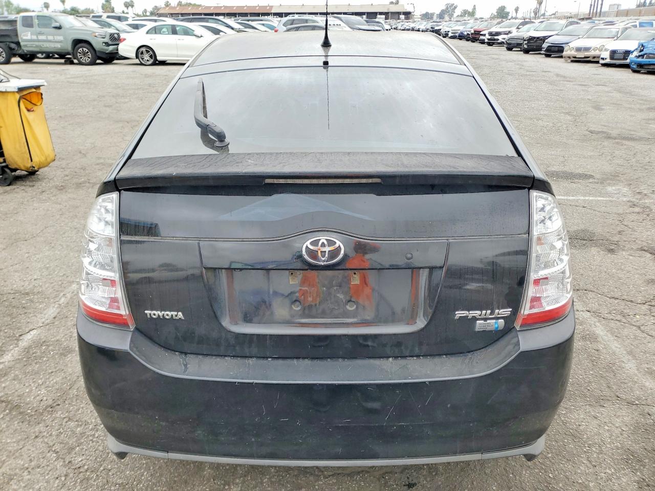 2007 TOYOTA PRIUS BASE photo 11