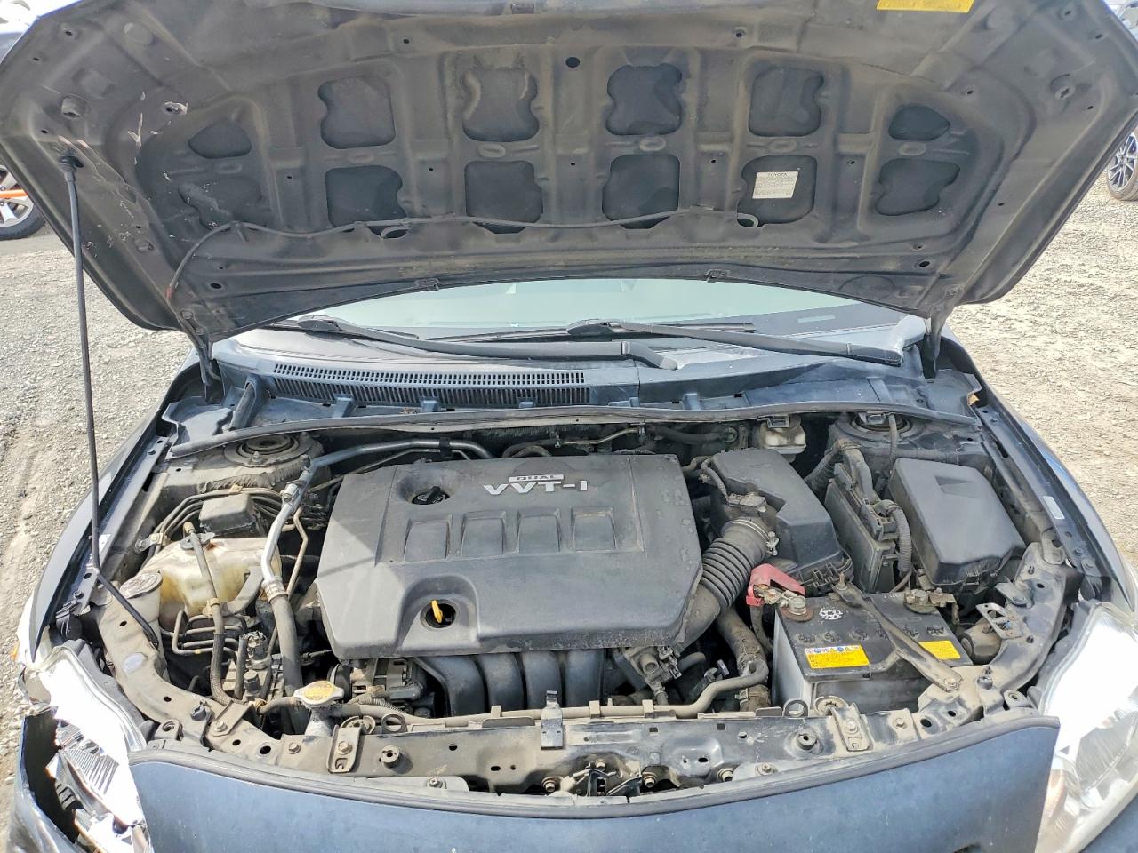 2010 TOYOTA COROLLA LE photo 11