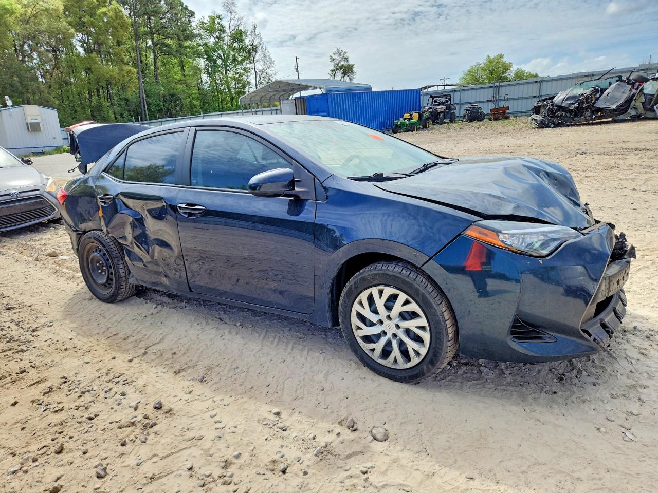 2017 TOYOTA COROLLA LE photo 7