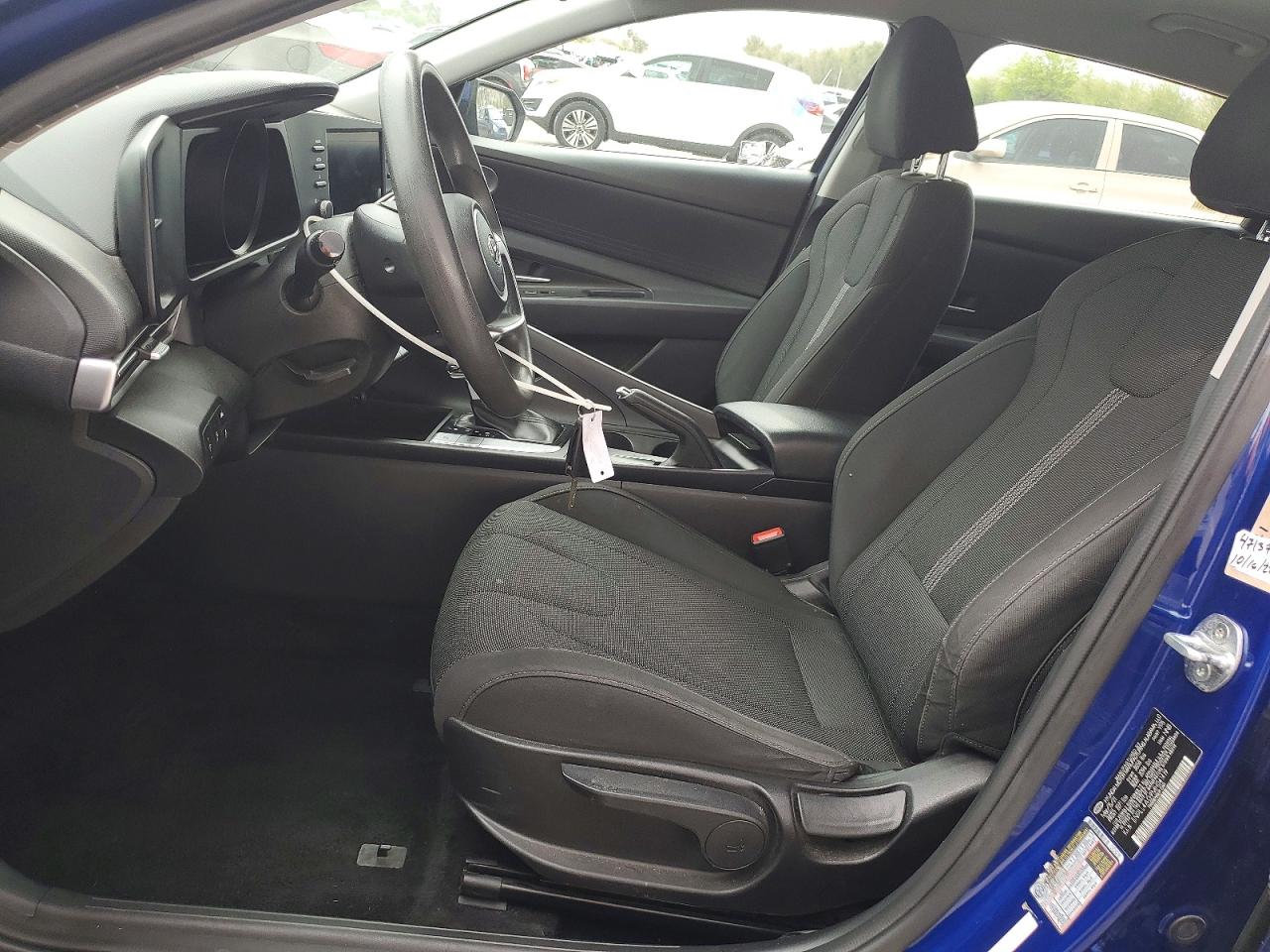 2021 HYUNDAI ELANTRA SE photo 13