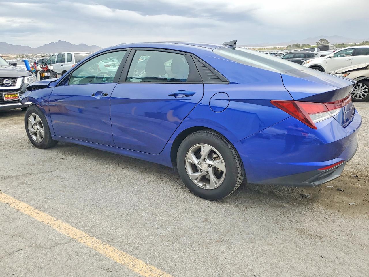 2021 HYUNDAI ELANTRA SE photo 3