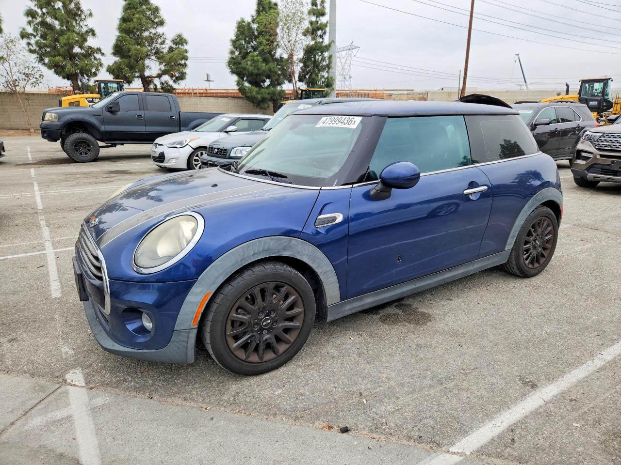 2016 MINI COOPER