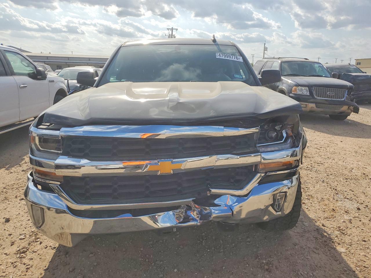 2018 CHEVROLET SILVERADO C1500 LT photo 9
