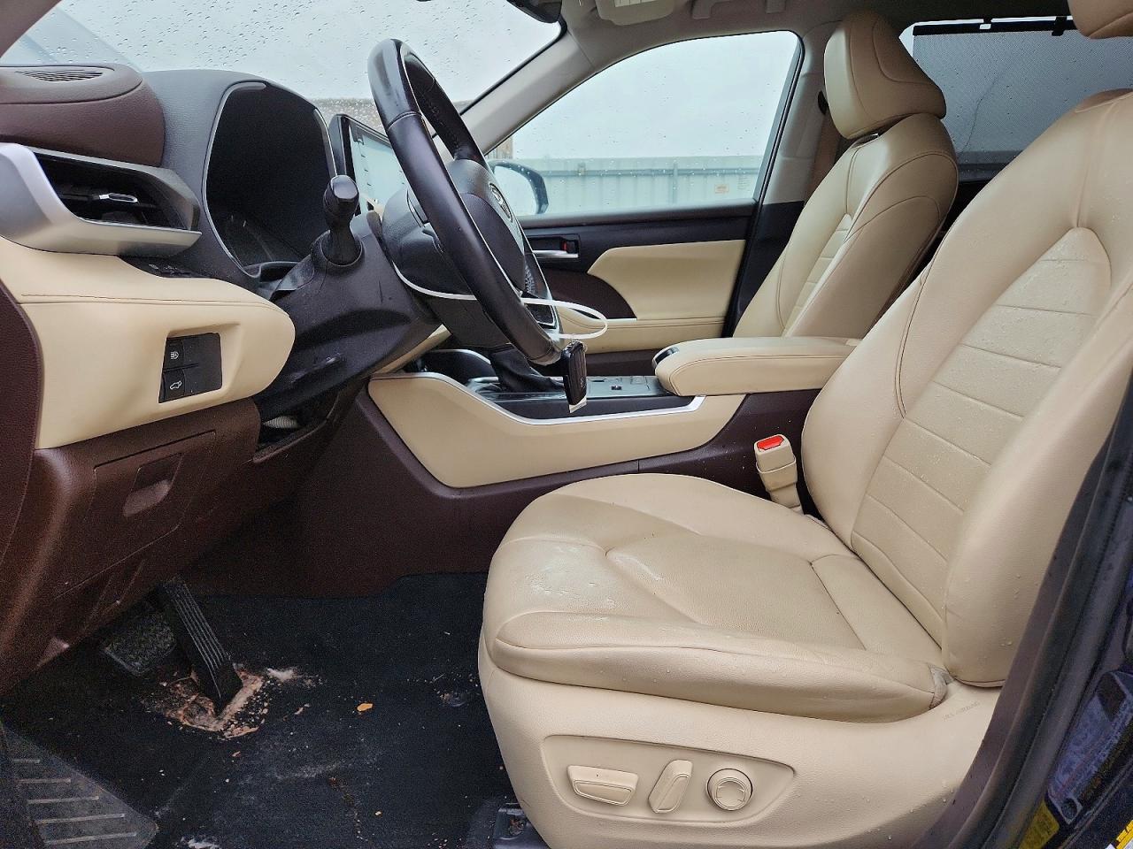 2020 TOYOTA HIGHLANDER HYBRID XLE photo 7