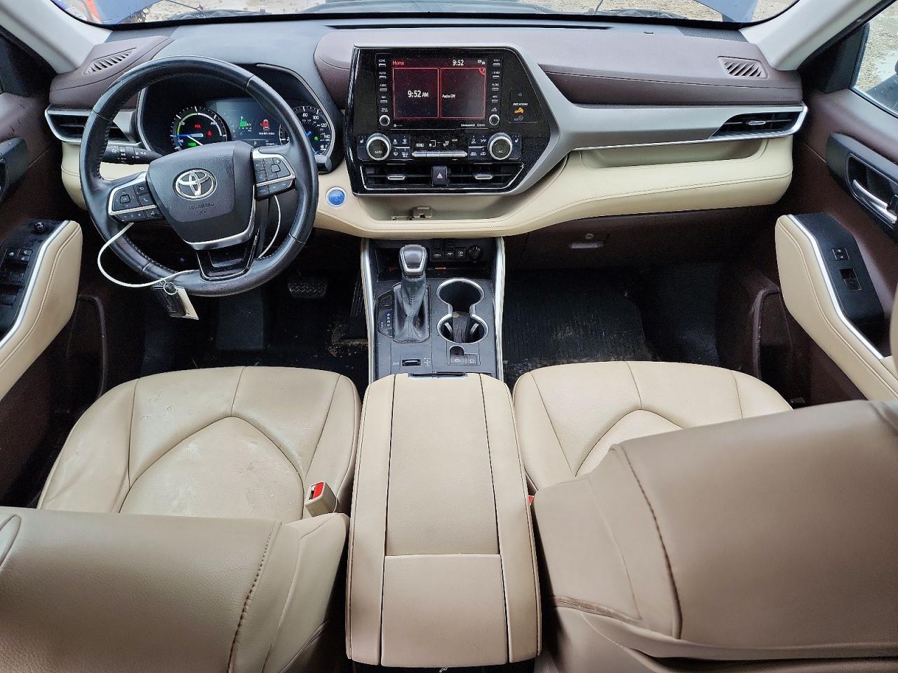 2020 TOYOTA HIGHLANDER HYBRID XLE photo 8