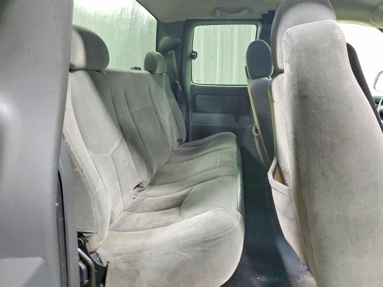 2006 CHEVROLET SILVERADO C1500 photo 10