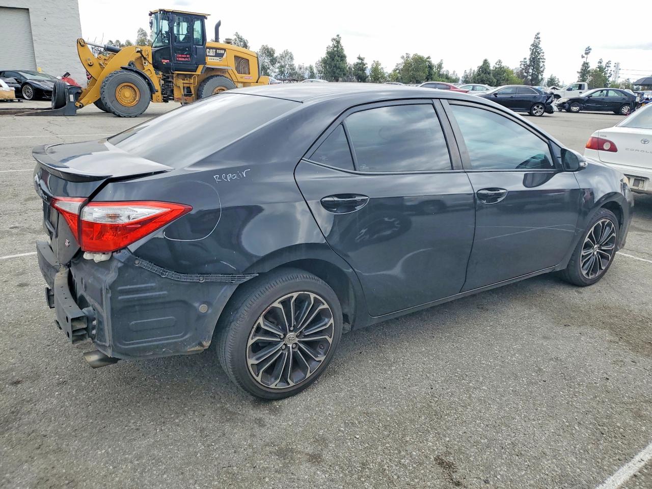 2015 TOYOTA COROLLA S PLUS photo 5
