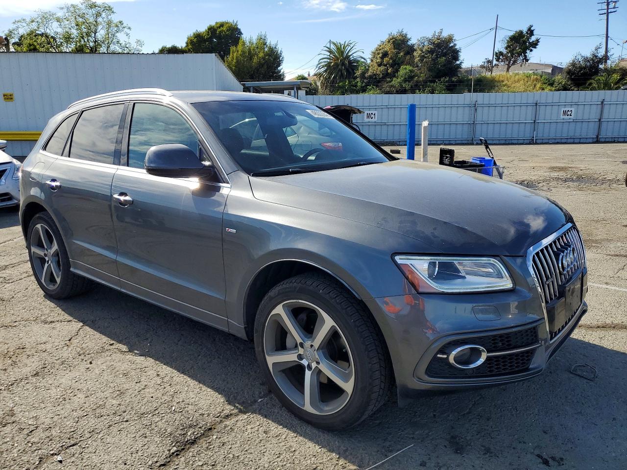 2017 AUDI Q5 PREMIUM PLUS S-LINE photo 10