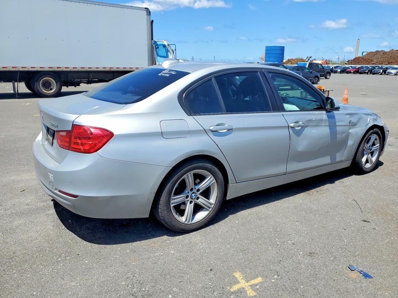 2013 BMW 328 I photo 3