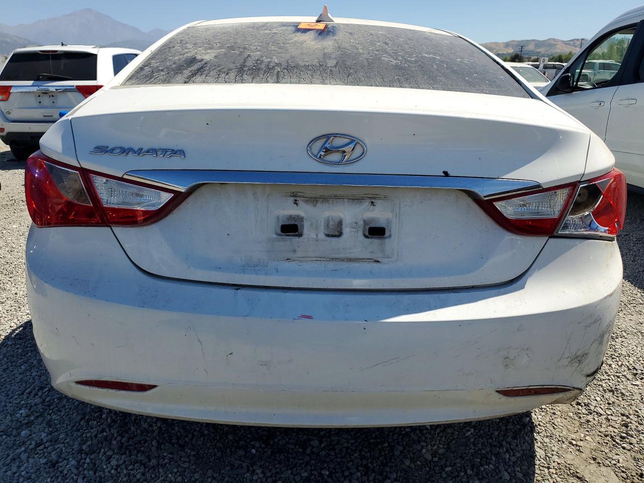 2013 HYUNDAI SONATA GLS photo 11