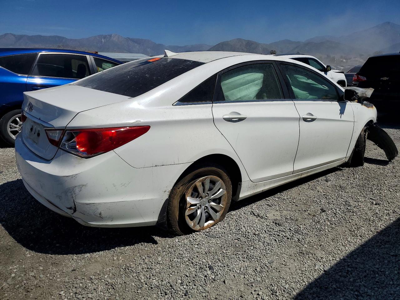 2013 HYUNDAI SONATA GLS photo 5