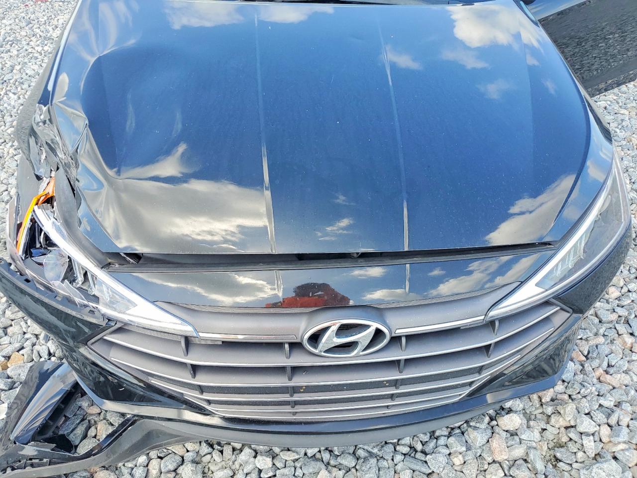 2019 HYUNDAI ELANTRA VALUE EDITION photo 11