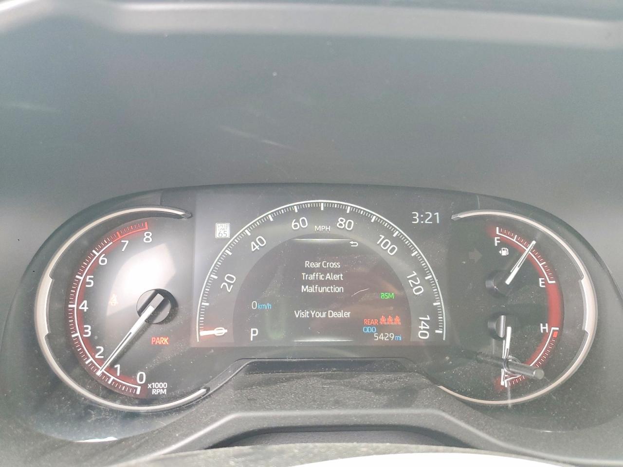 2025 TOYOTA RAV4 XLE PREMIUM photo 25