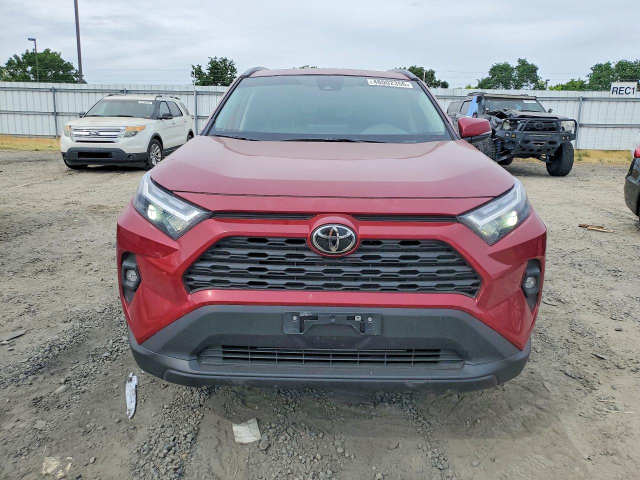 2025 TOYOTA RAV4 XLE PREMIUM photo 13