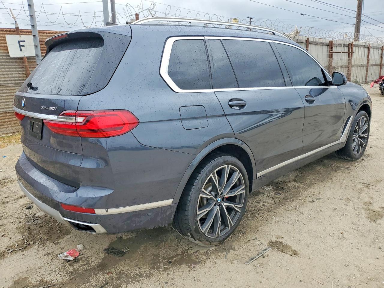 2019 BMW X7 XDRIVE50I photo 3