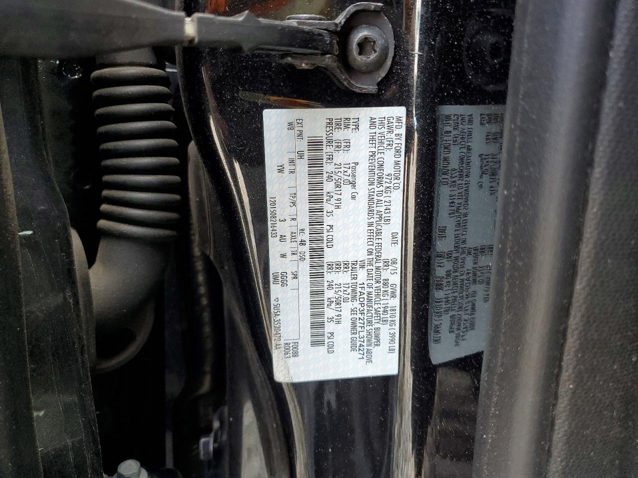 2015 FORD FOCUS SE photo 23