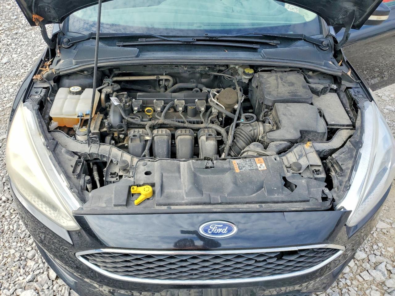 2015 FORD FOCUS SE photo 21