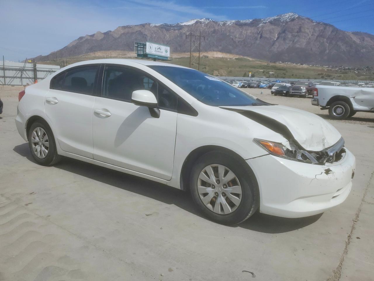 2012 HONDA CIVIC LX photo 4