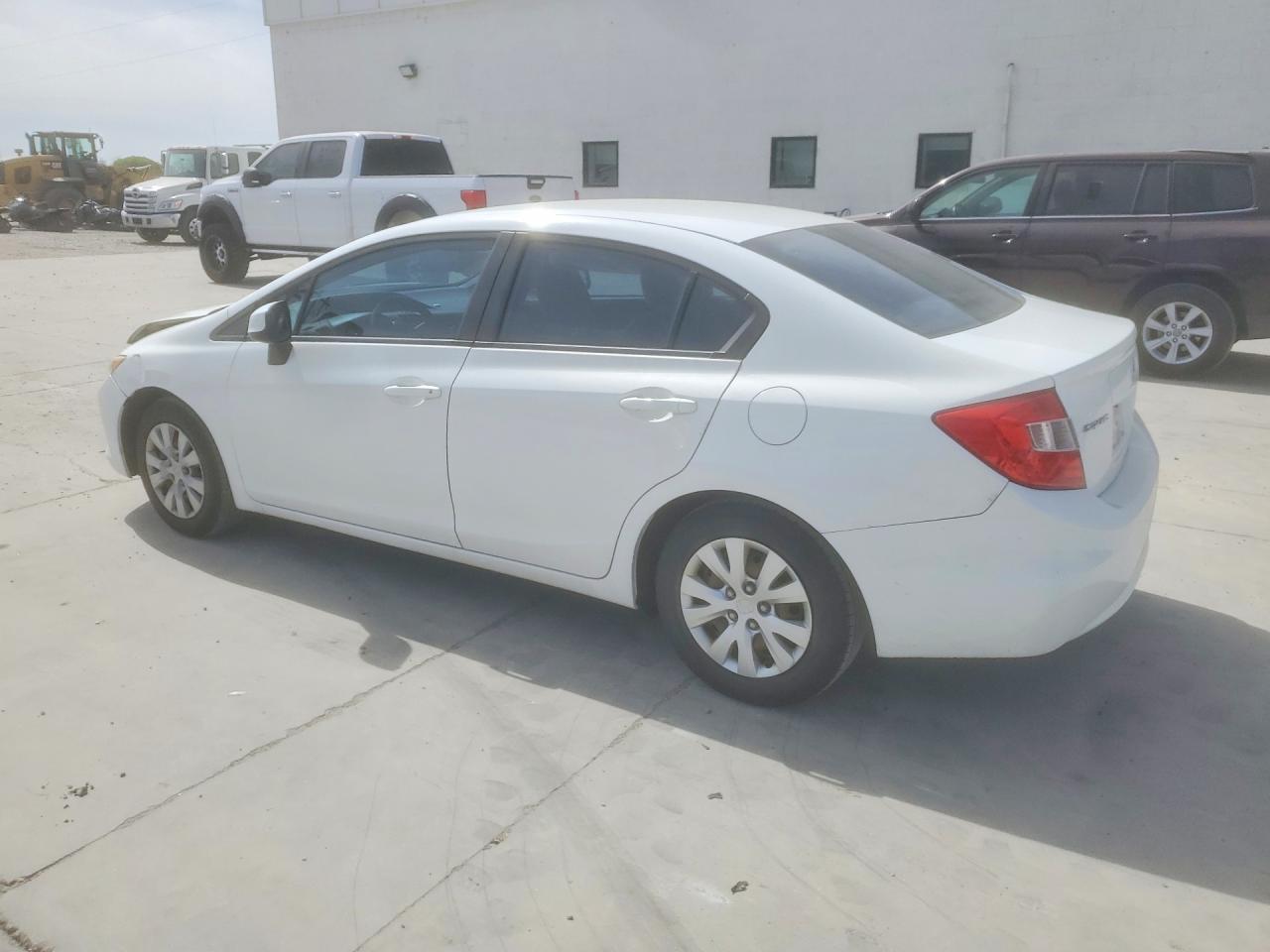 2012 HONDA CIVIC LX photo 2