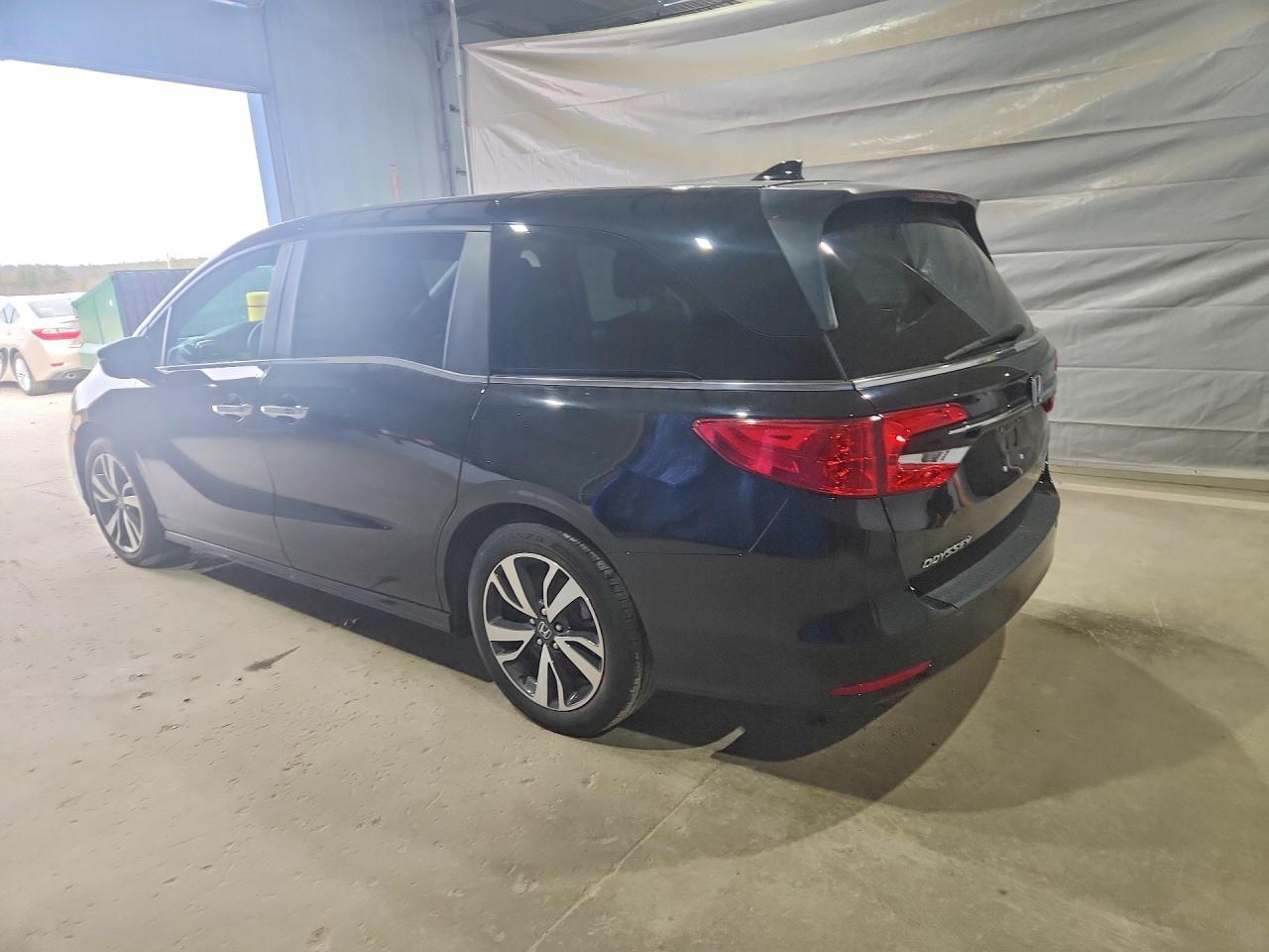 2024 HONDA ODYSSEY TOURING photo 3