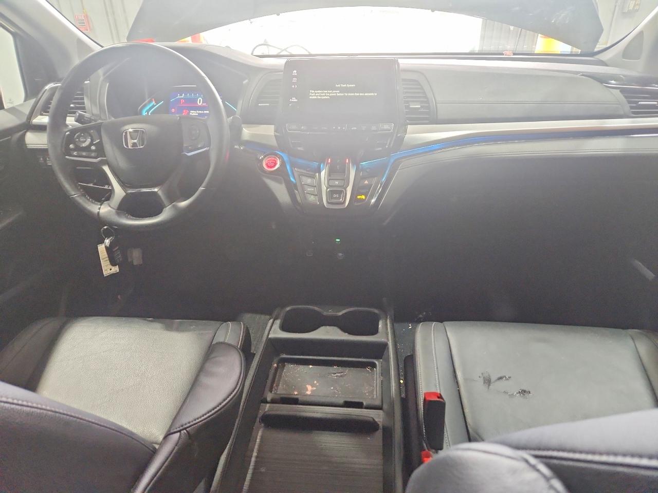 2024 HONDA ODYSSEY TOURING photo 15