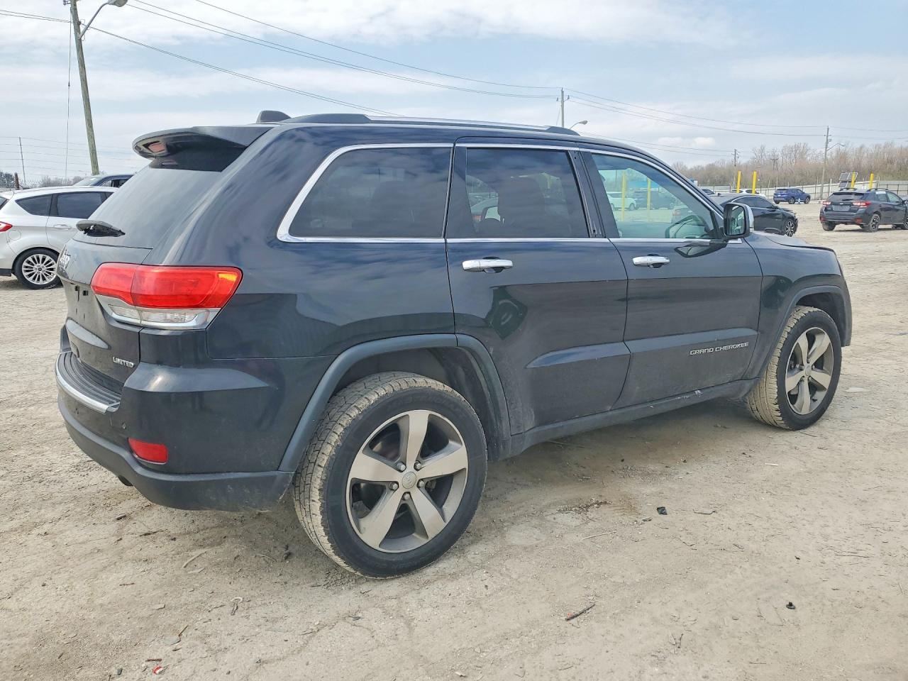 2015 JEEP GRAND CHEROKEE LIMITED photo 3