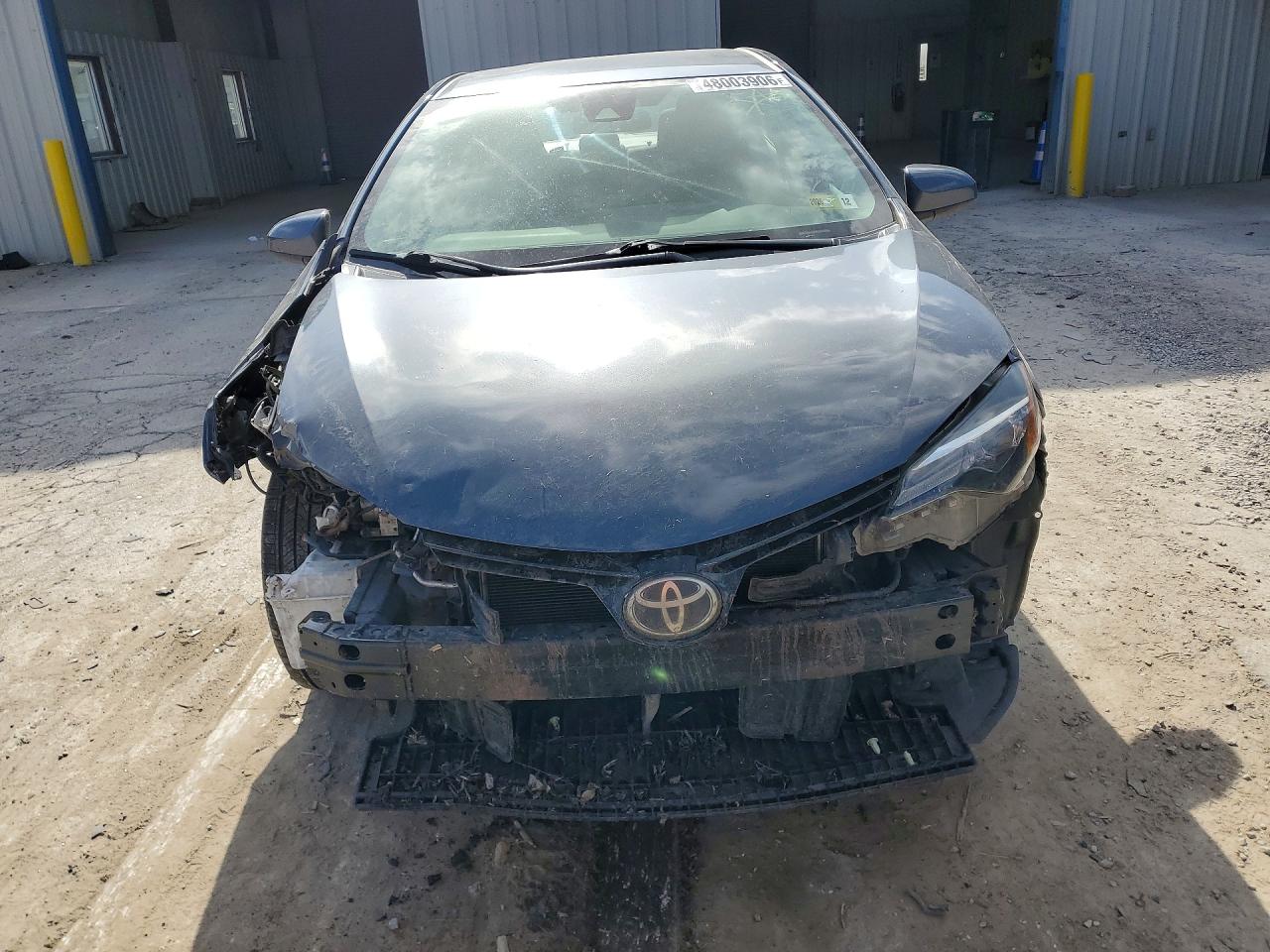 2017 TOYOTA COROLLA LE photo 5
