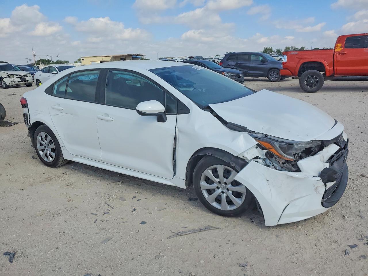 2023 TOYOTA COROLLA LE photo 7